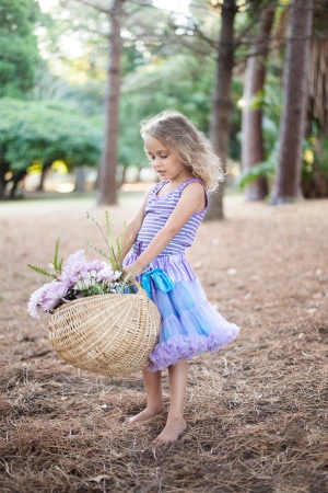 kids photoshoot flower basket woodlands picnic in the forest